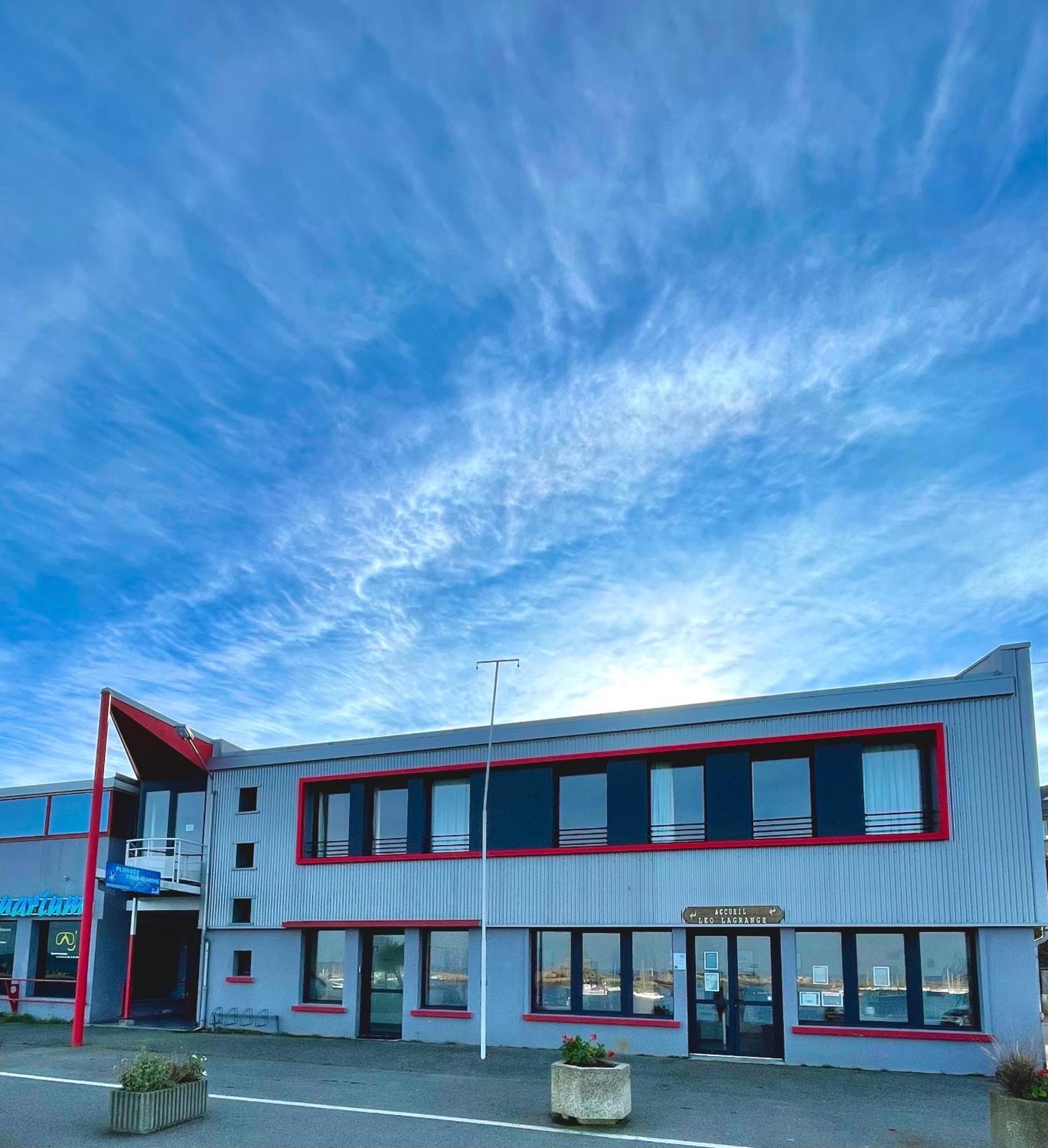 Cllcm - Club Leo Lagrange De Camaret-Sur-Mer Bagian luar foto
